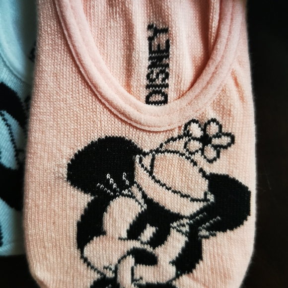 Minnie Mouse Socks (Pack of 5) - Picture 5 of 9